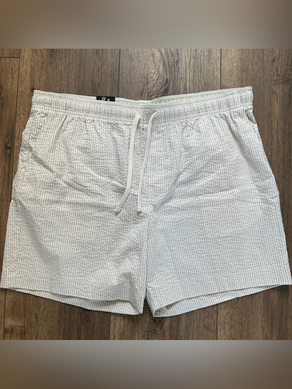 NEW! Men's Express Seersucker Beige Shorts, Drawstring, Pockets, 6" Inseam, XXL